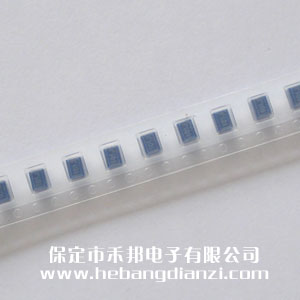 贴式电(diàn)感100uH